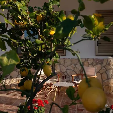 Laura בלסטראטה